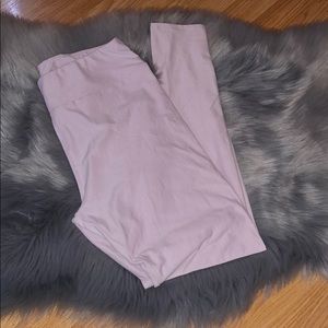 Lularoe solid TC lavender leggings